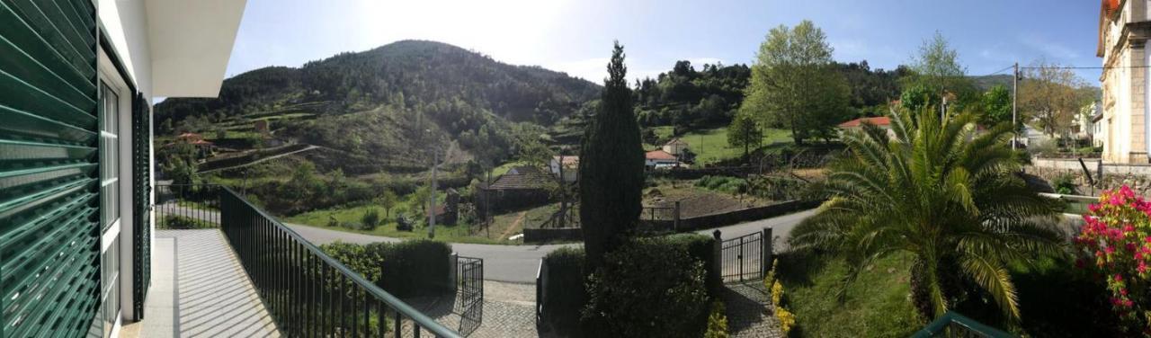 Casa Largo Da Igreja Villa Teixeira Buitenkant foto